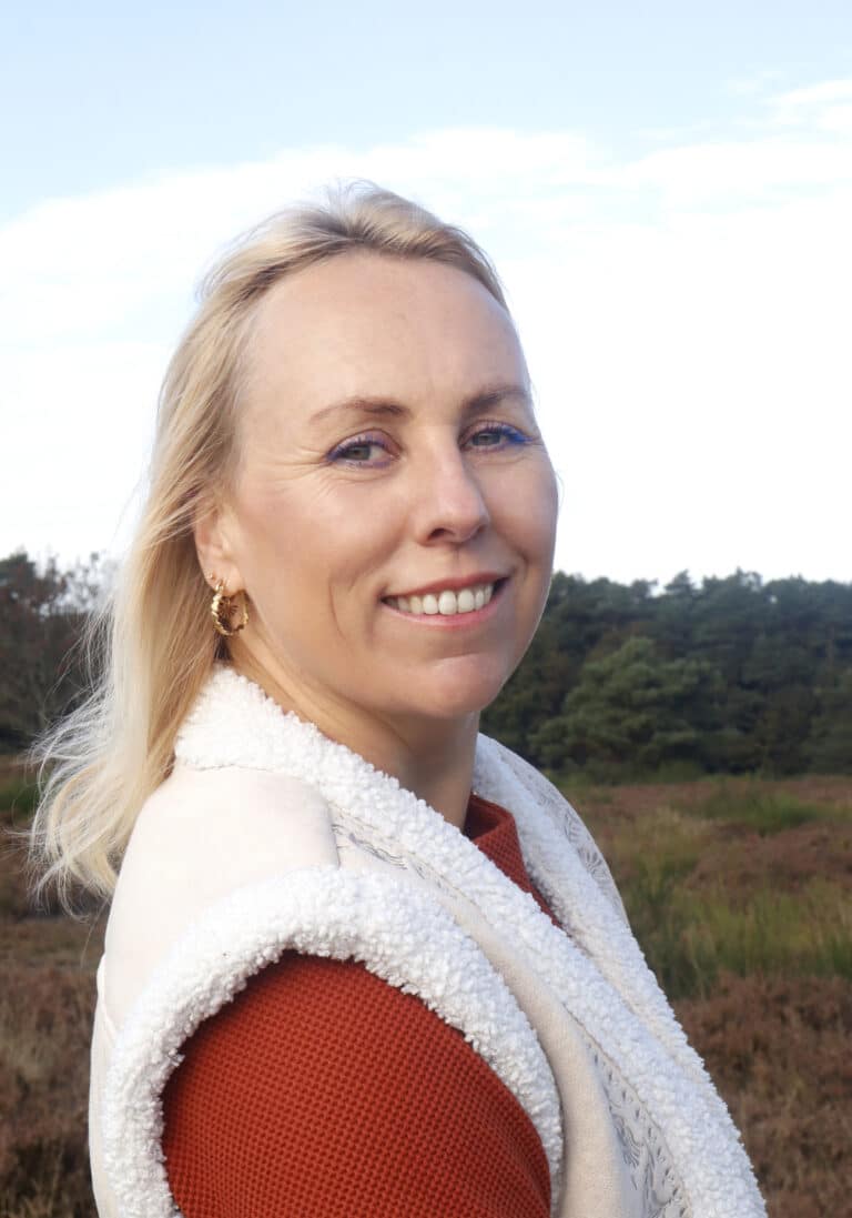 Sanne Jaspers, Holistisch therapeut