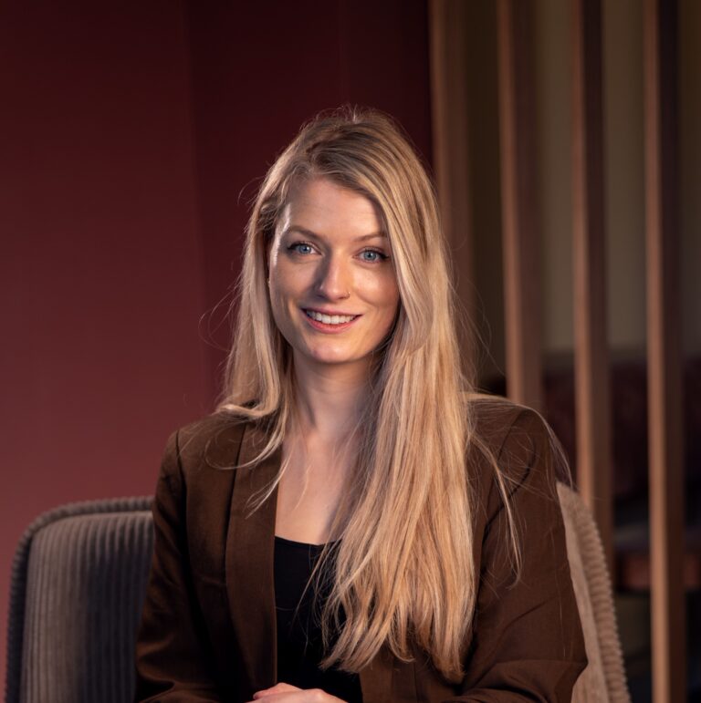 Sarah Nieuwenhuis, Narcisme coach