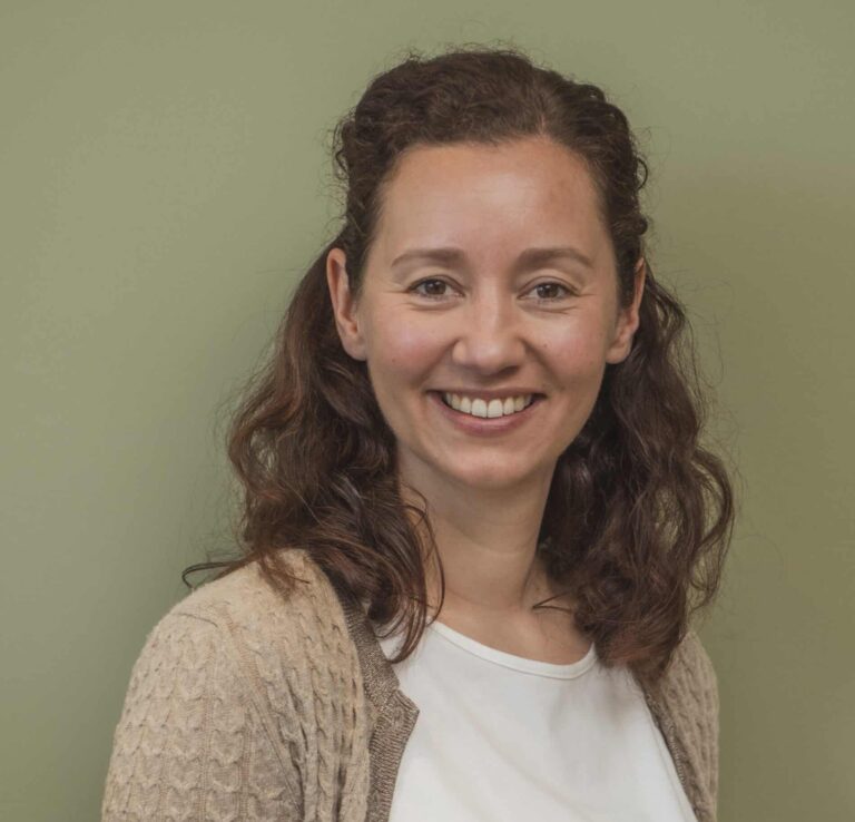 Wendy Chang-Postel, Psychosociaal therapeut